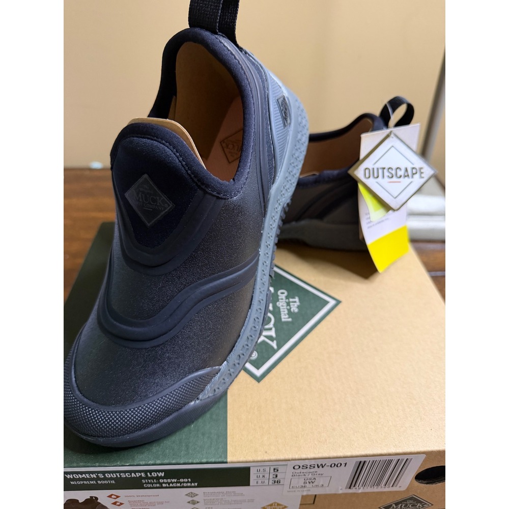 Muck Boot Company Outscape Low‎ Womens Black Gray Waterproof Bootie  Size 5